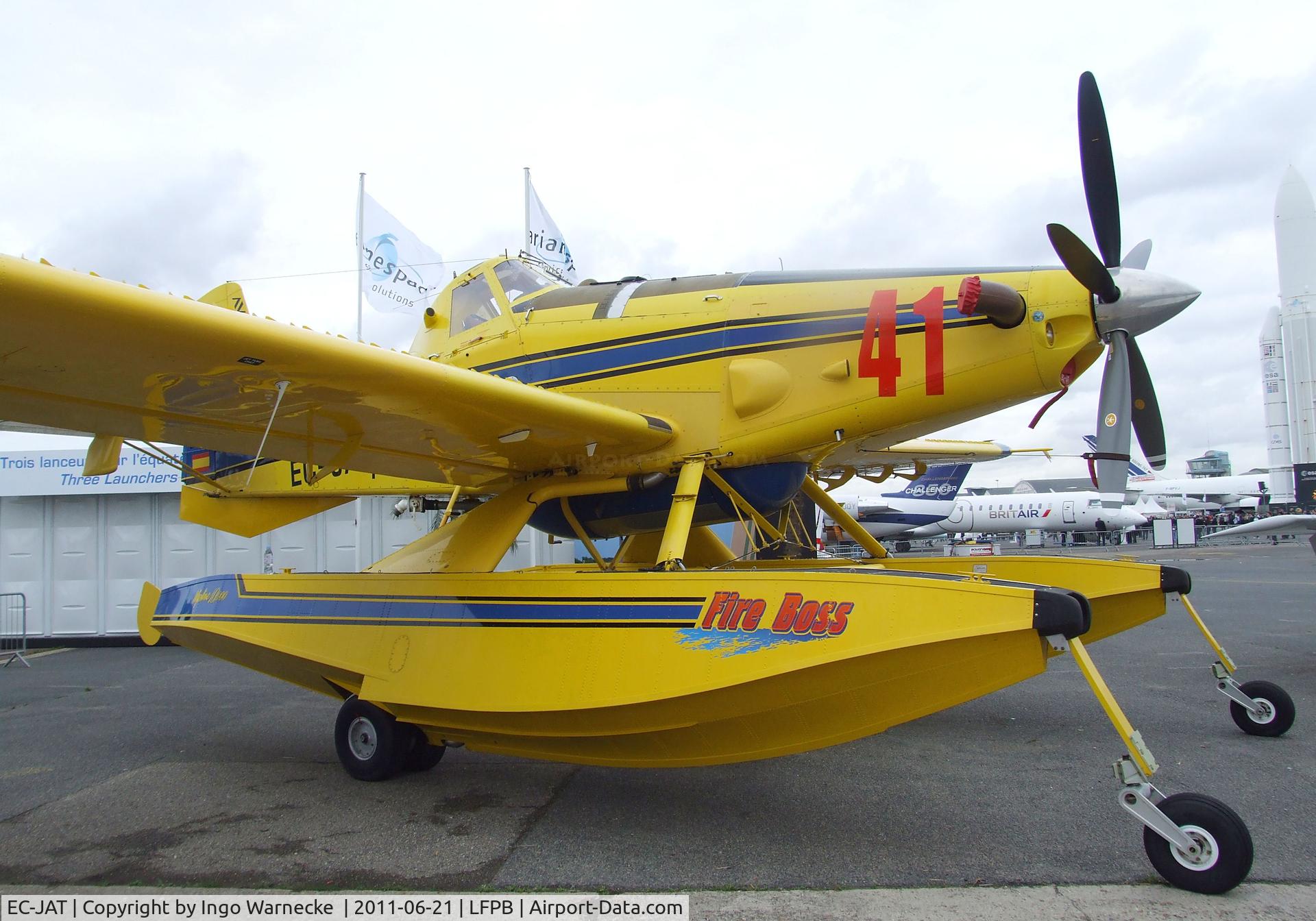 EC-JAT, Air Tractor AT-802A C/N 802A-0179, Air Tractor AT-802A Fire Boss at the Aerosalon 2011, Paris