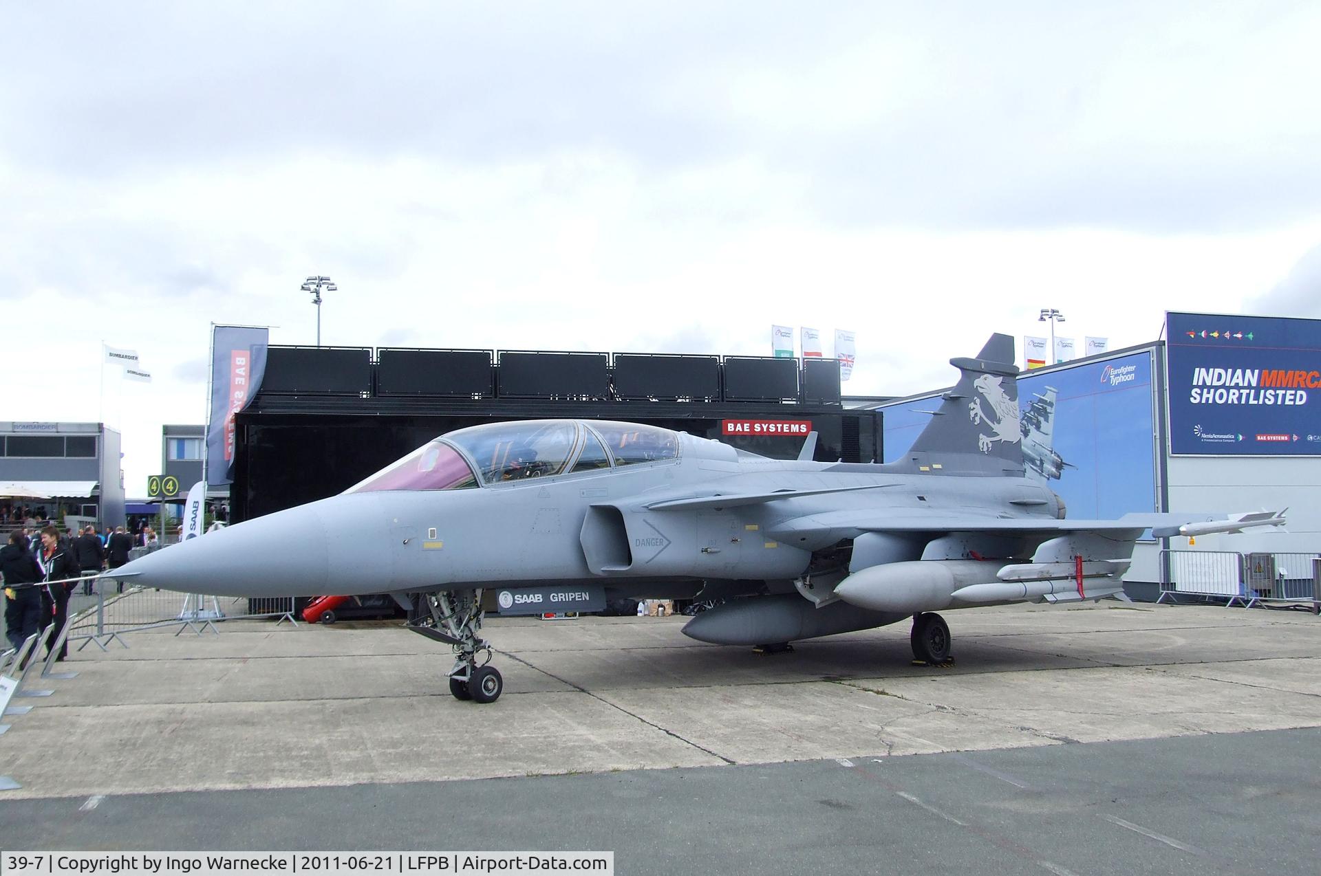 39-7, Saab JAS-39 Gripen NG Demo C/N 397, SAAB 39 Gripen NG Demonstrator at the Aerosalon 2011, Paris