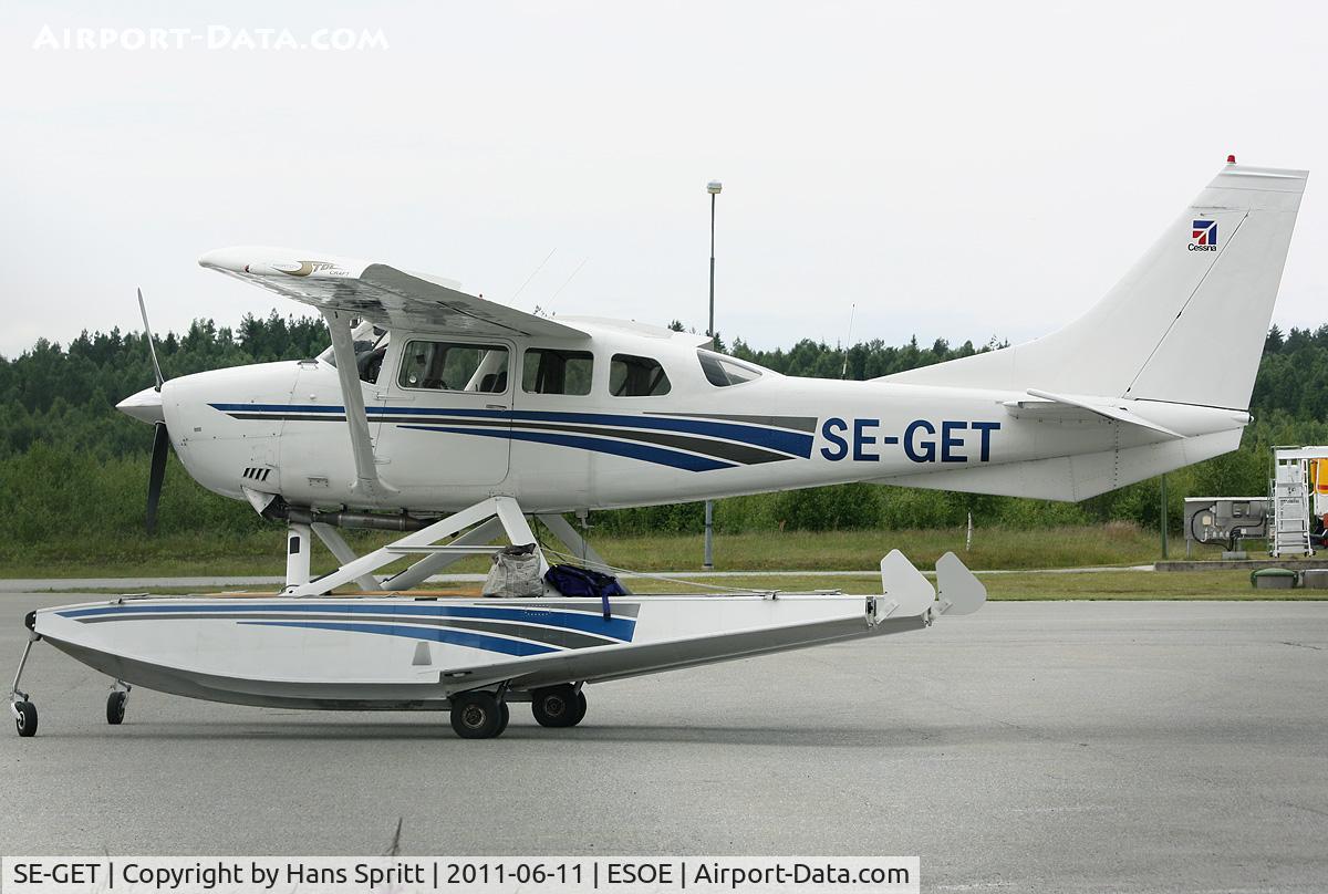 SE-GET, 1973 Cessna U206F Stationair Stationair C/N U206-01959, Nice amphibian Cessna