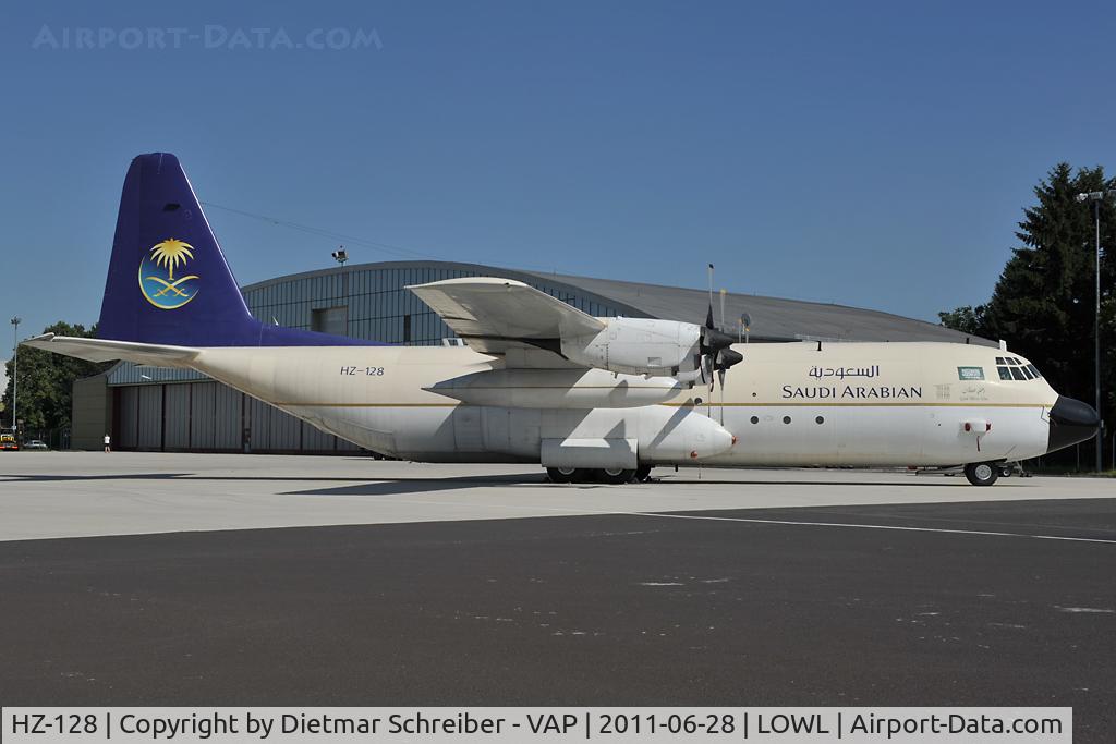 HZ-128, 1983 Lockheed L-100-30 Hercules (L-382G) C/N 382-4950, Saudia C130 Hercules