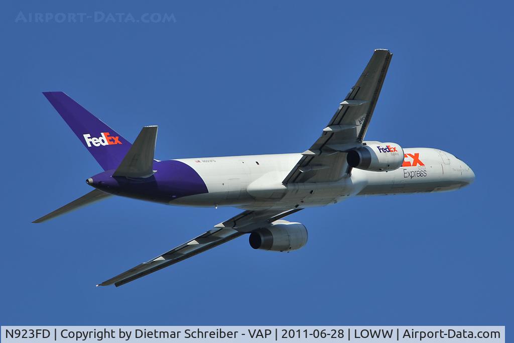 N923FD, 1992 Boeing 757-204 C/N 26266, Fedex Boeing 757-200