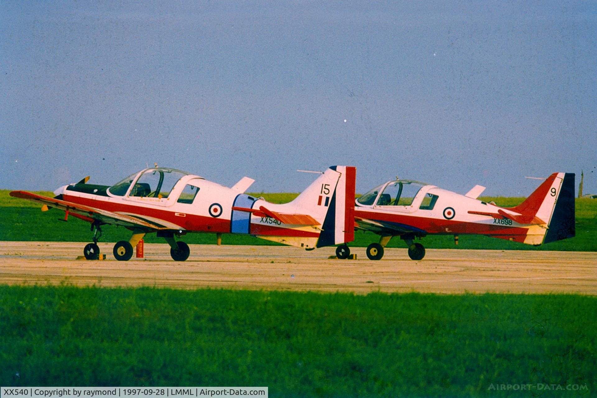 XX540, 1973 Scottish Aviation Bulldog T.1 C/N BH120/232, Bulldog XX540/15 & XX698/9 of 4FTS RAF