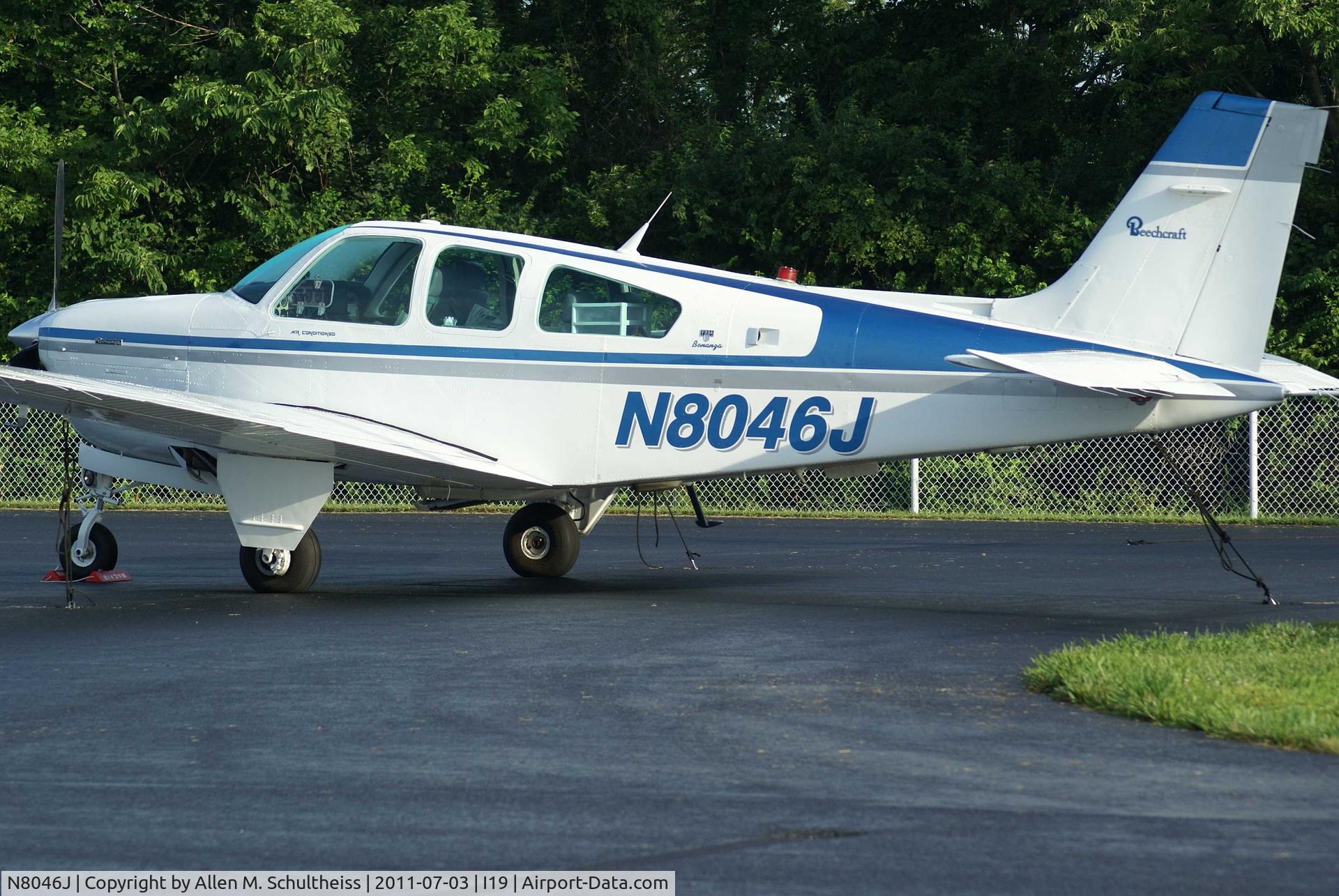 N8046J, 1990 Beech F33A Bonanza C/N CE-1527, 1990 Beech F33A