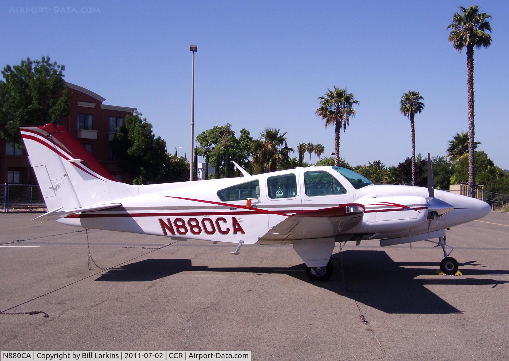 N880CA, 1973 Beech E-55 Baron C/N TE-934, Visitor