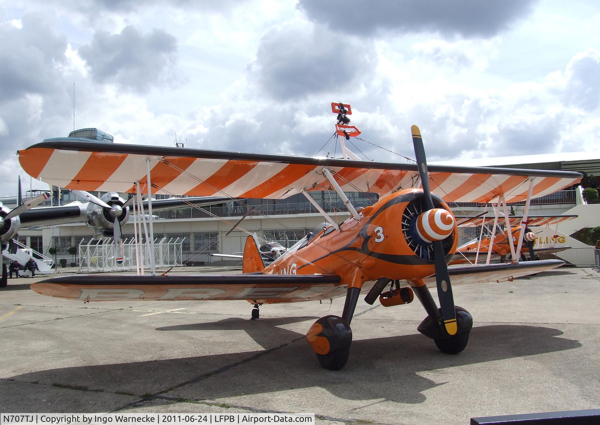 N707TJ, 1943 Boeing A75N1(PT17) C/N 75-950, Boeing A75N1 (Stearman PT-17) at the Aerosalon 2011, Paris