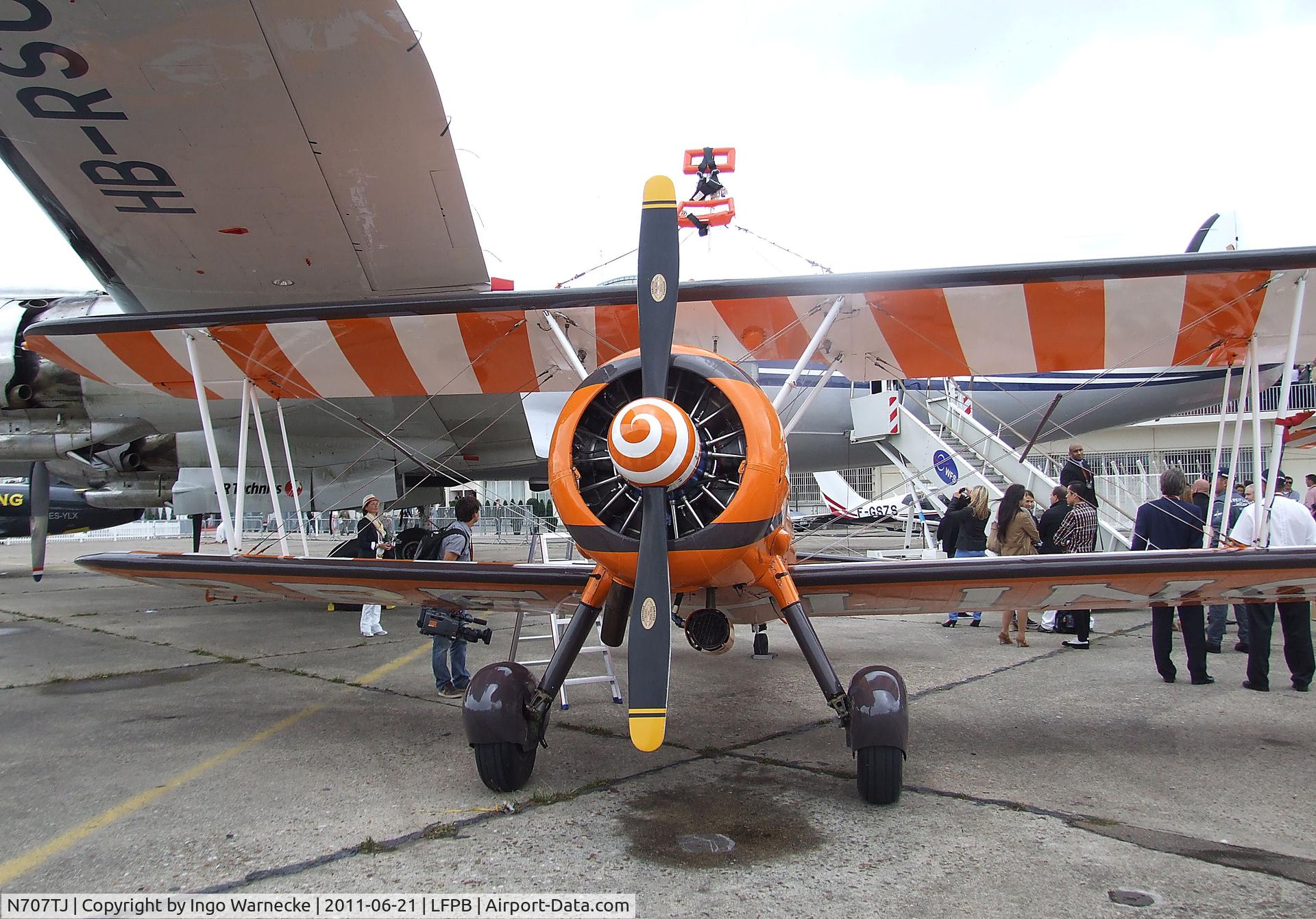 N707TJ, 1943 Boeing A75N1(PT17) C/N 75-950, Boeing A75N1 (Stearman PT-17) at the Aerosalon 2011, Paris