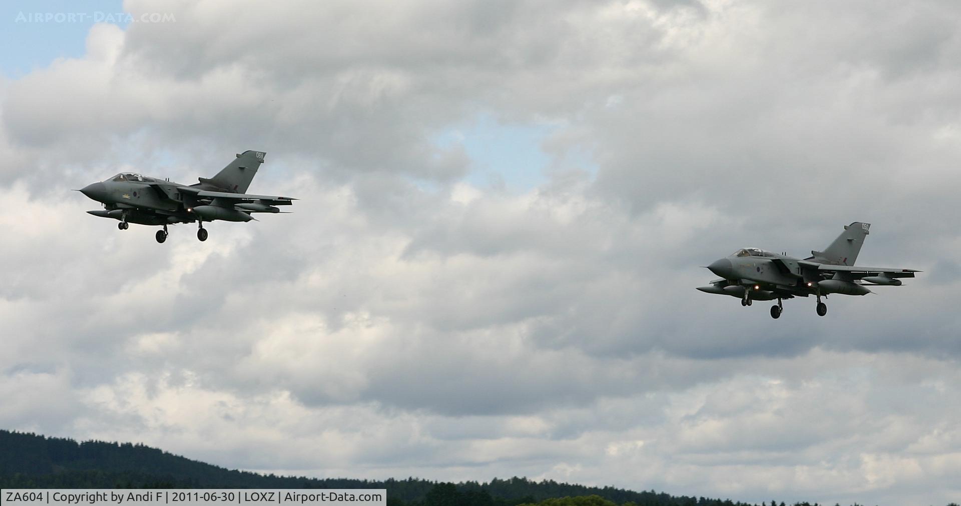 ZA604, 1982 Panavia Tornado GR.4 C/N 131/BT027/3068, Britisch Tornados at Airpower11