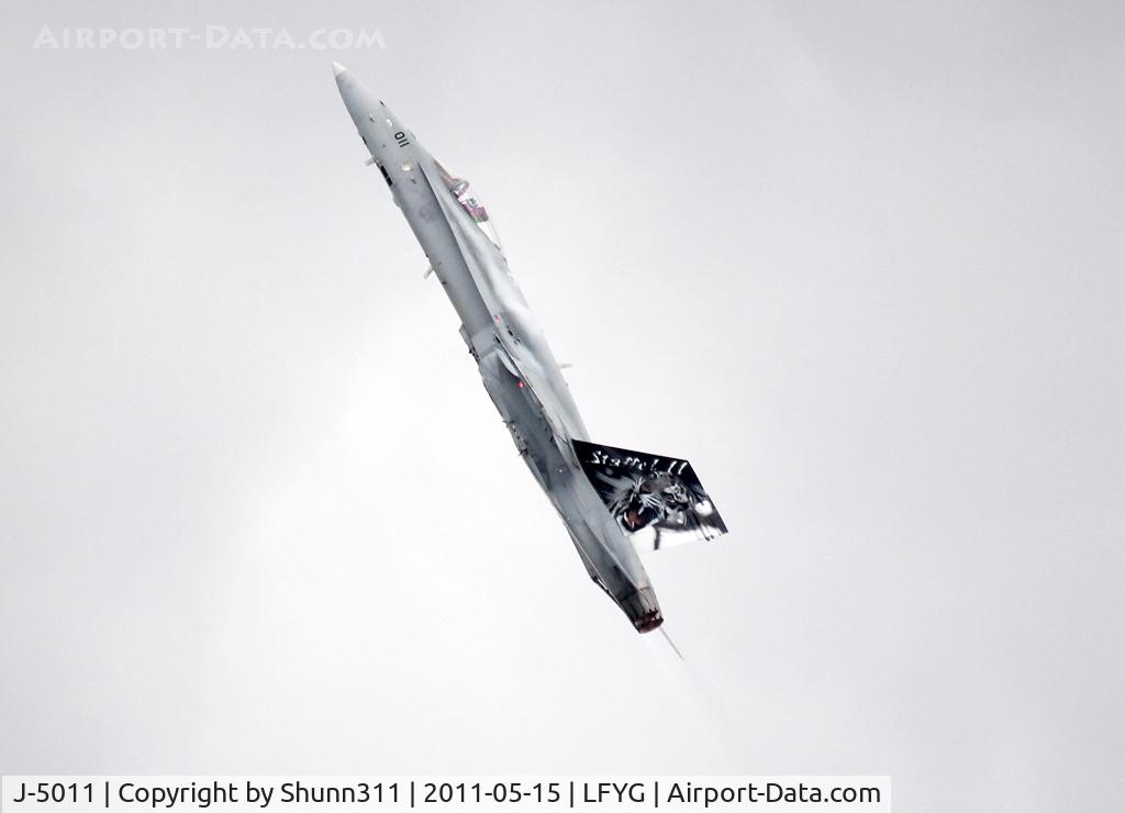 J-5011, McDonnell Douglas F/A-18C Hornet C/N 1351, During LFYG Airshow 2011...