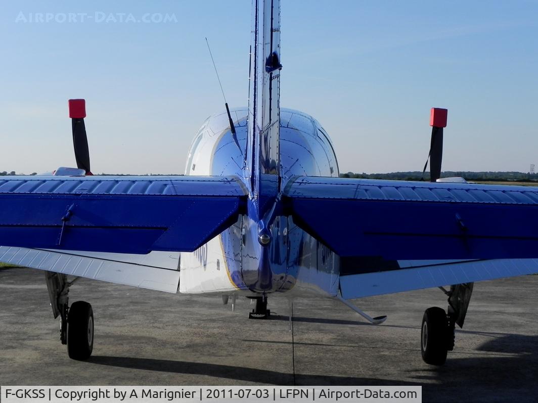 F-GKSS, 1971 Beech 58 Baron C/N TH-154, F-GKSS back at base after a trip that took her to Nimes, Avignon, and le Mans