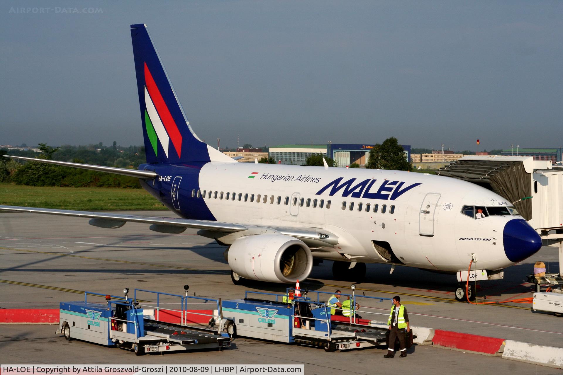 HA-LOE, 2003 Boeing 737-6Q8 C/N 28260, Budapest Internationale Airport, Ferihegy II. Terminal
