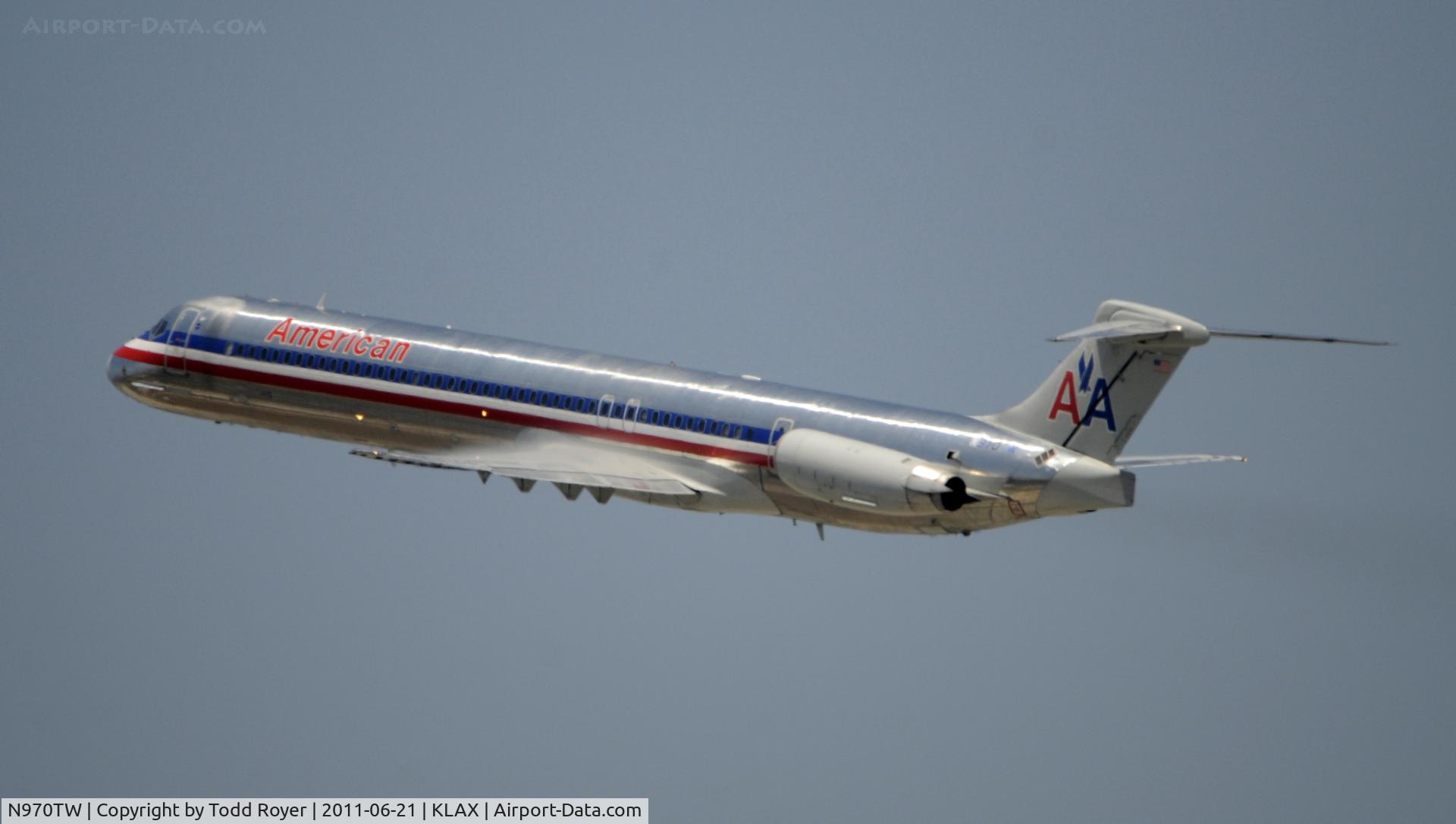 N970TW, 1999 McDonnell Douglas MD-83 (DC-9-83) C/N 53620, Departing LAX