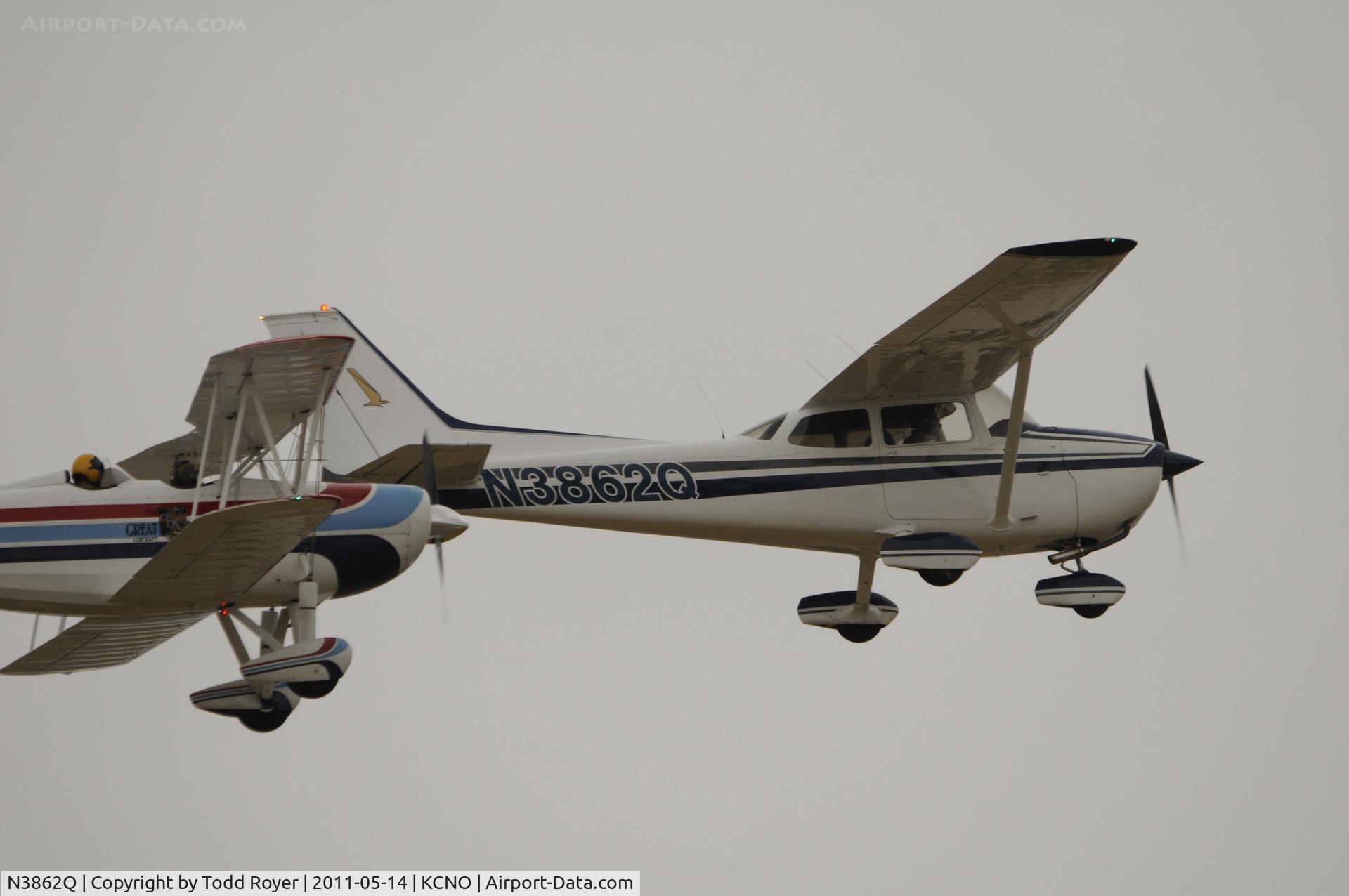 N3862Q, 1971 Cessna 172L C/N 17259962, Fly by at Chino
