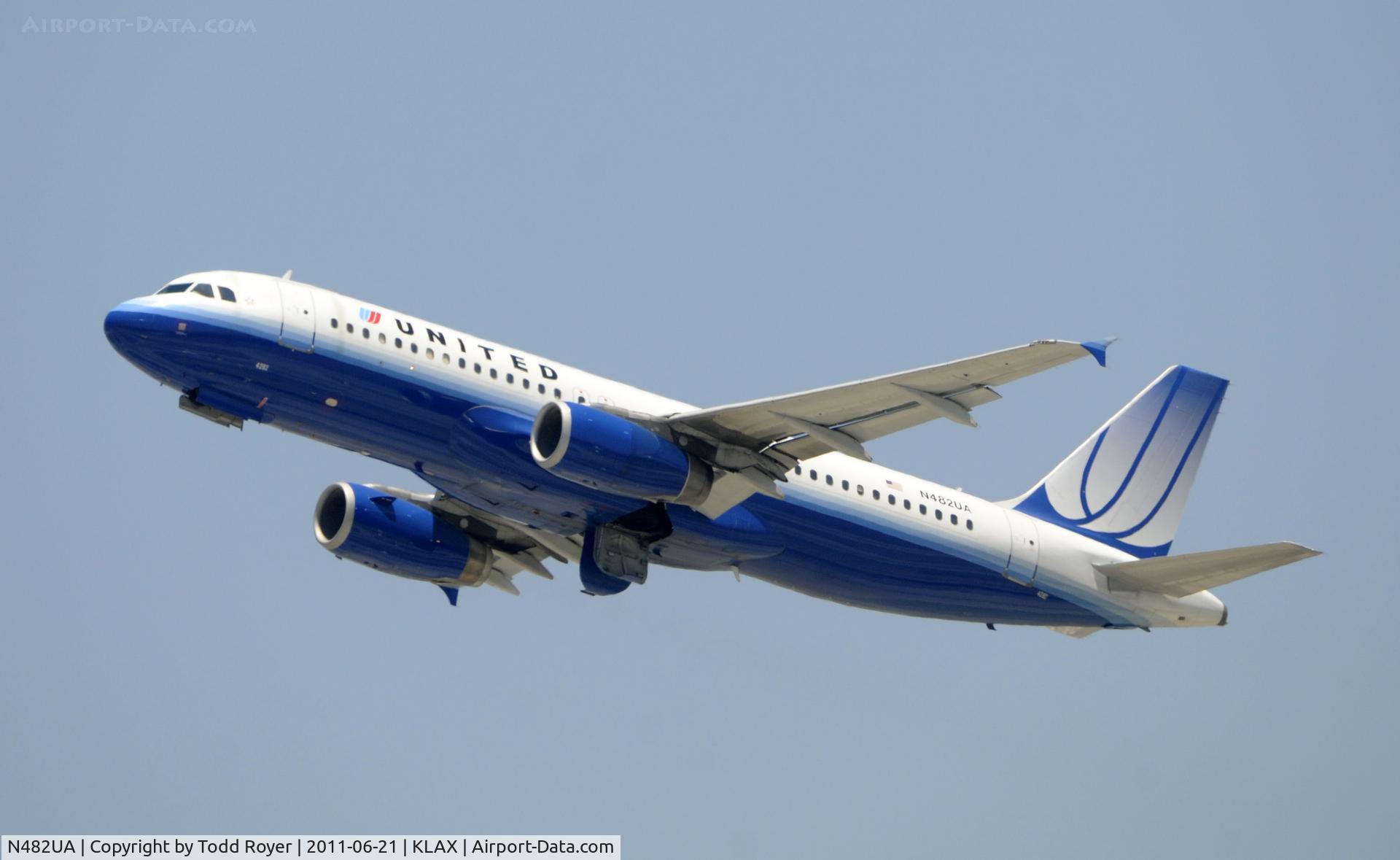 N482UA, 2001 Airbus A320-232 C/N 1584, Departing LAX