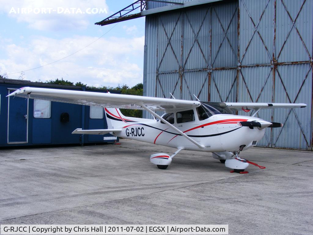 G-RJCC, 2007 Cessna 172SP Skyhawk C/N 172S10525, at the Air Britain flyin