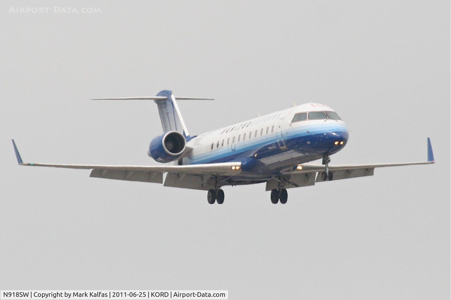 N918SW, 2002 Bombardier CRJ-200LR (CL-600-2B19) C/N 7645, SkyWest / United Express Bombardier CL-600-2B19, SKW5389 arriving fro Winnipeg, RWY 14R approach KORD.
