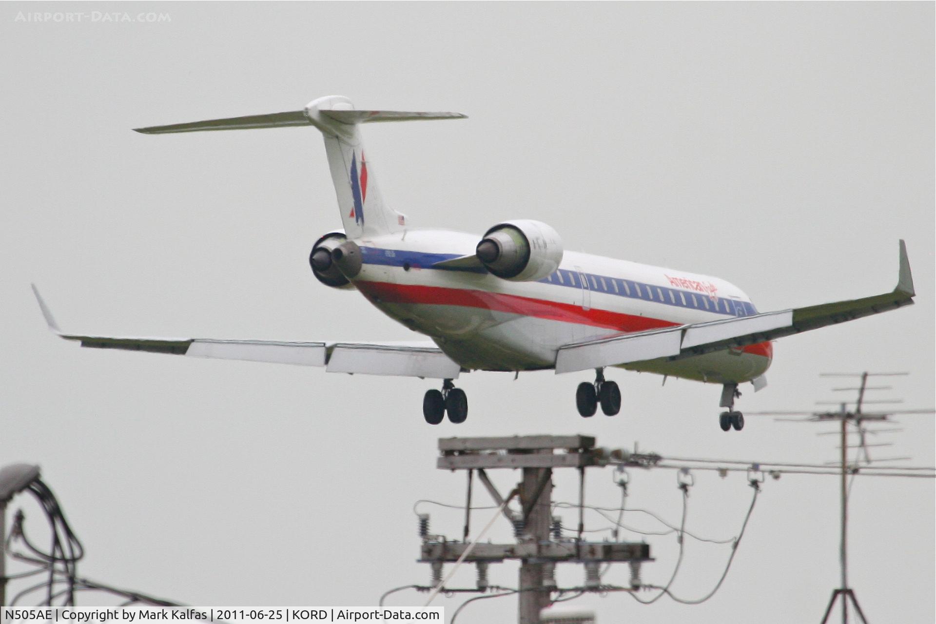 N505AE, 2002 Bombardier CRJ-701 (CL-600-2C10) Regional Jet C/N 10053, American Eagle Bombardier CL-600-2C10, EGF3761 arriving from Salt Lake City, RWY 14R approach KORD.