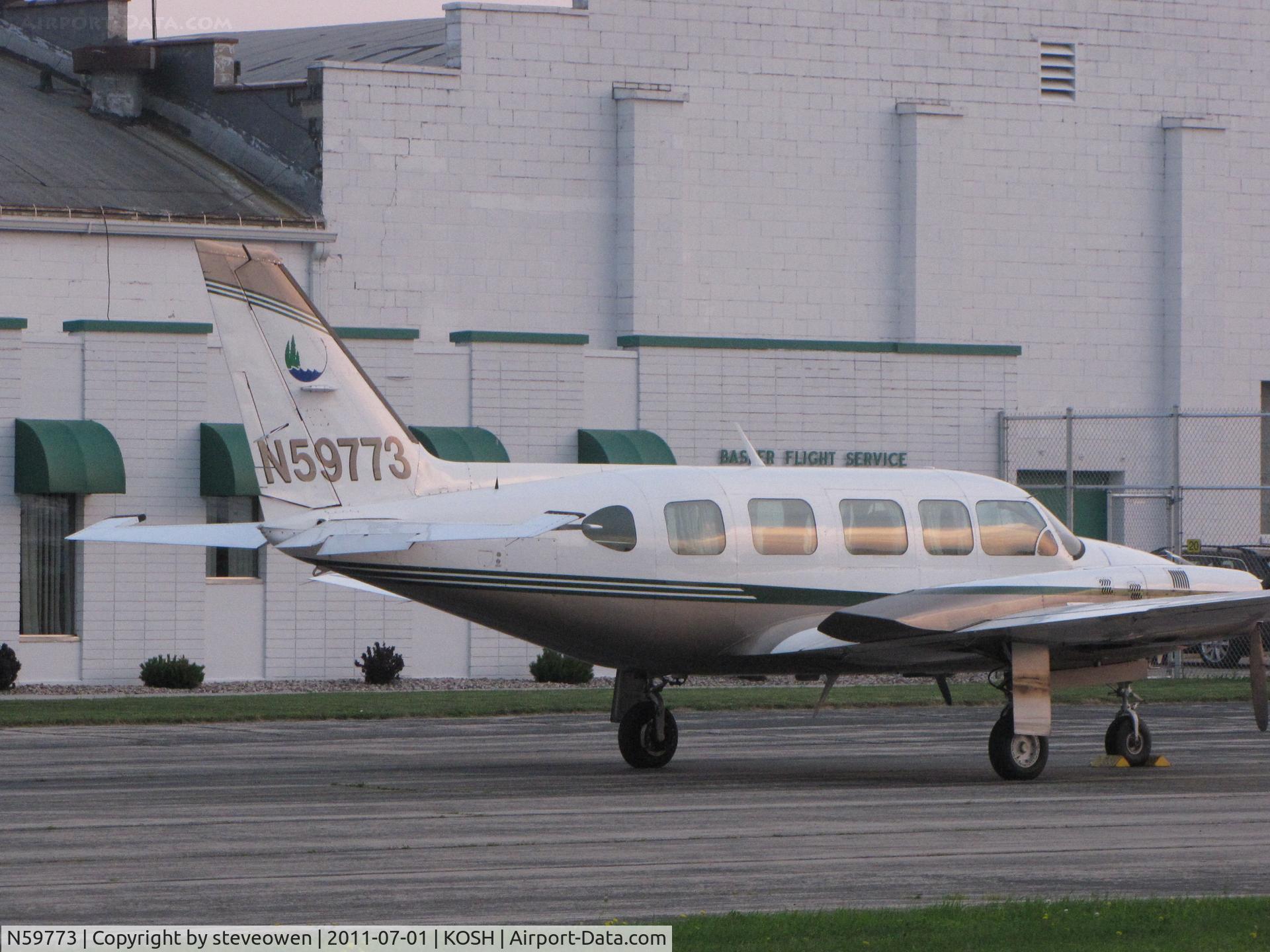 N59773, 1975 Piper PA-31-350 Chieftain C/N 31-7652044, @ Basler FBO at sunset