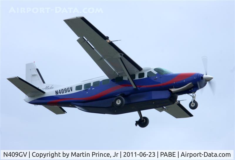 N409GV, 2005 Cessna 208B Caravan I C/N 208B1110, Landing Bethel
