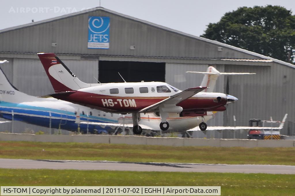 HS-TOM, 2000 Piper PA-46-350P Malibu Mirage C/N 4636265, Taken from the Flying Club
