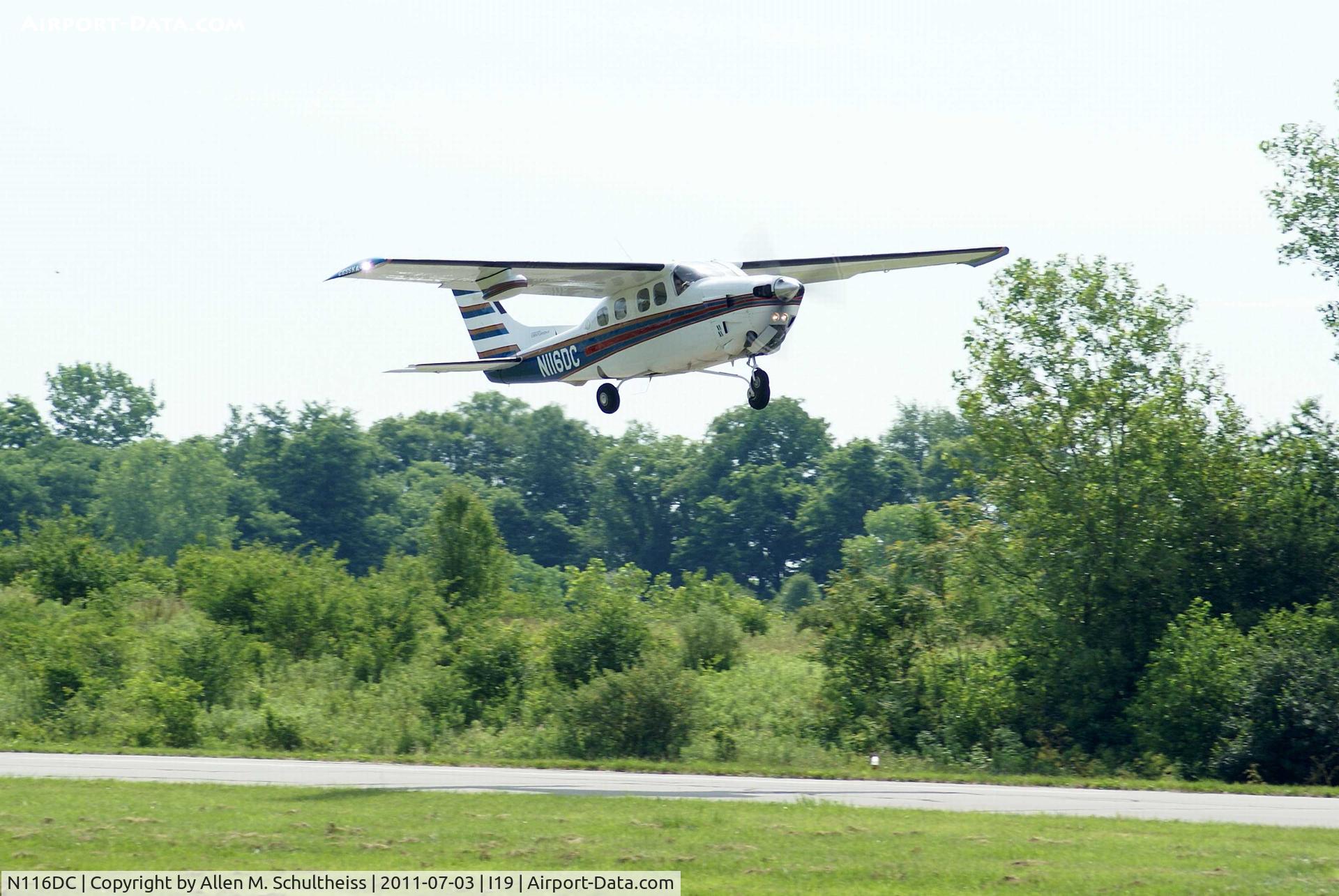 N116DC, Cessna 210 C/N P21000811, Cessna 210