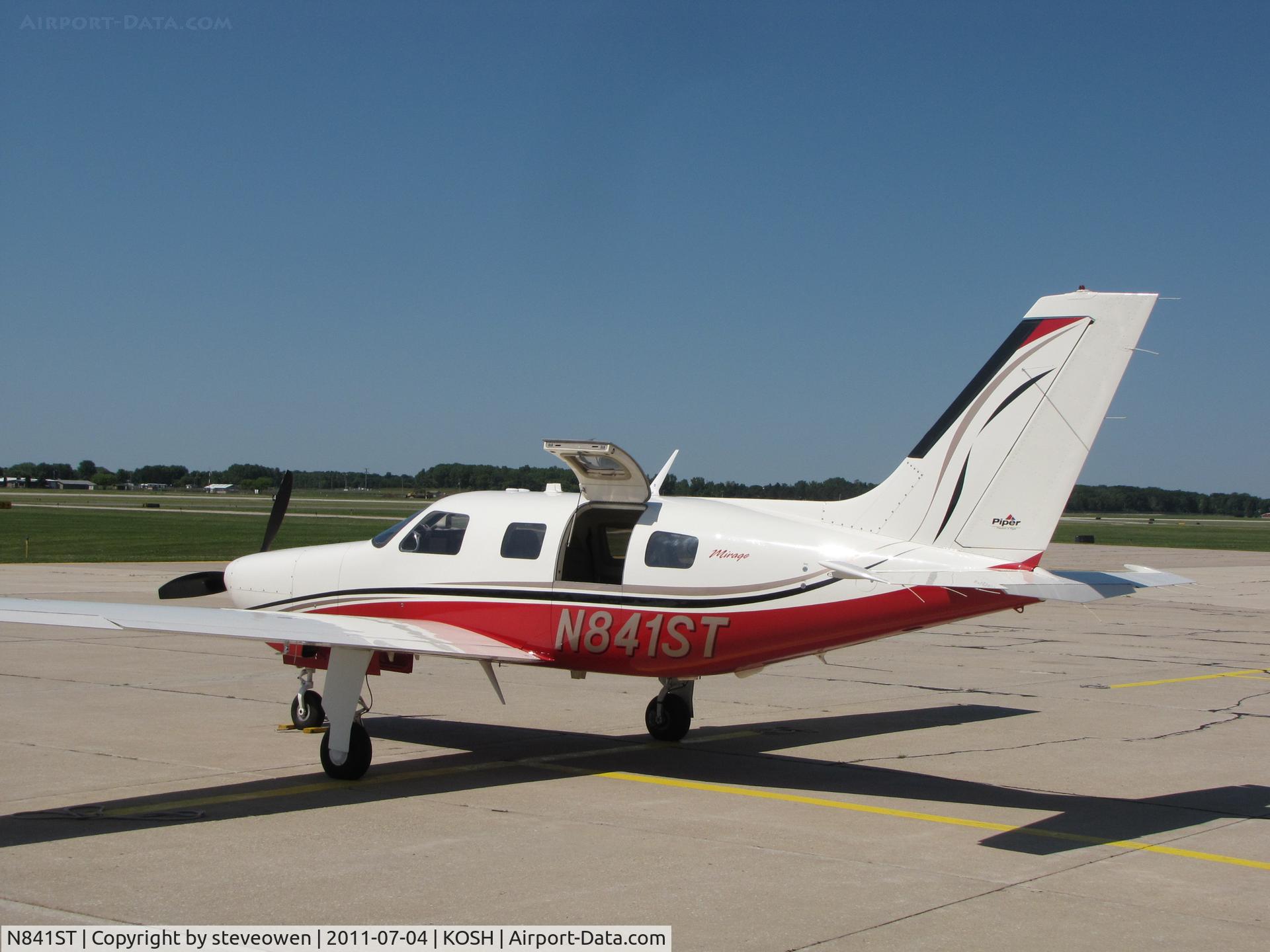 N841ST, 2006 Piper PA-46-350P Malibu Mirage C/N 4636376, Parked on the Orion FBO Ramp