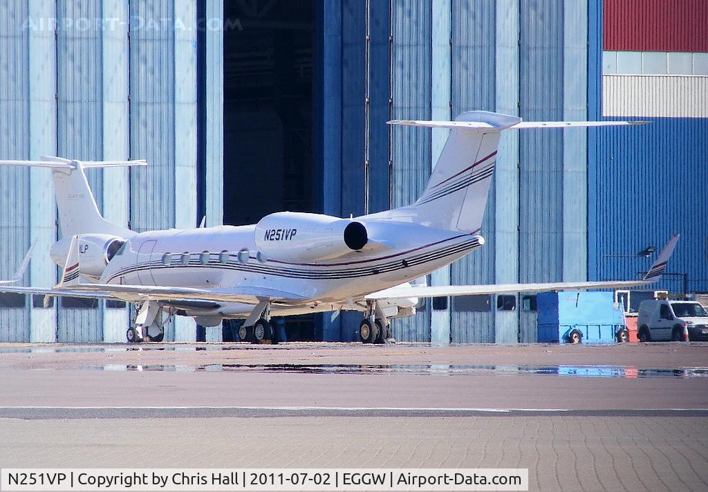 N251VP, 2007 Gulfstream Aerospace GIV-X (G450) C/N 4083, Gulfstream GIV-X at Luton