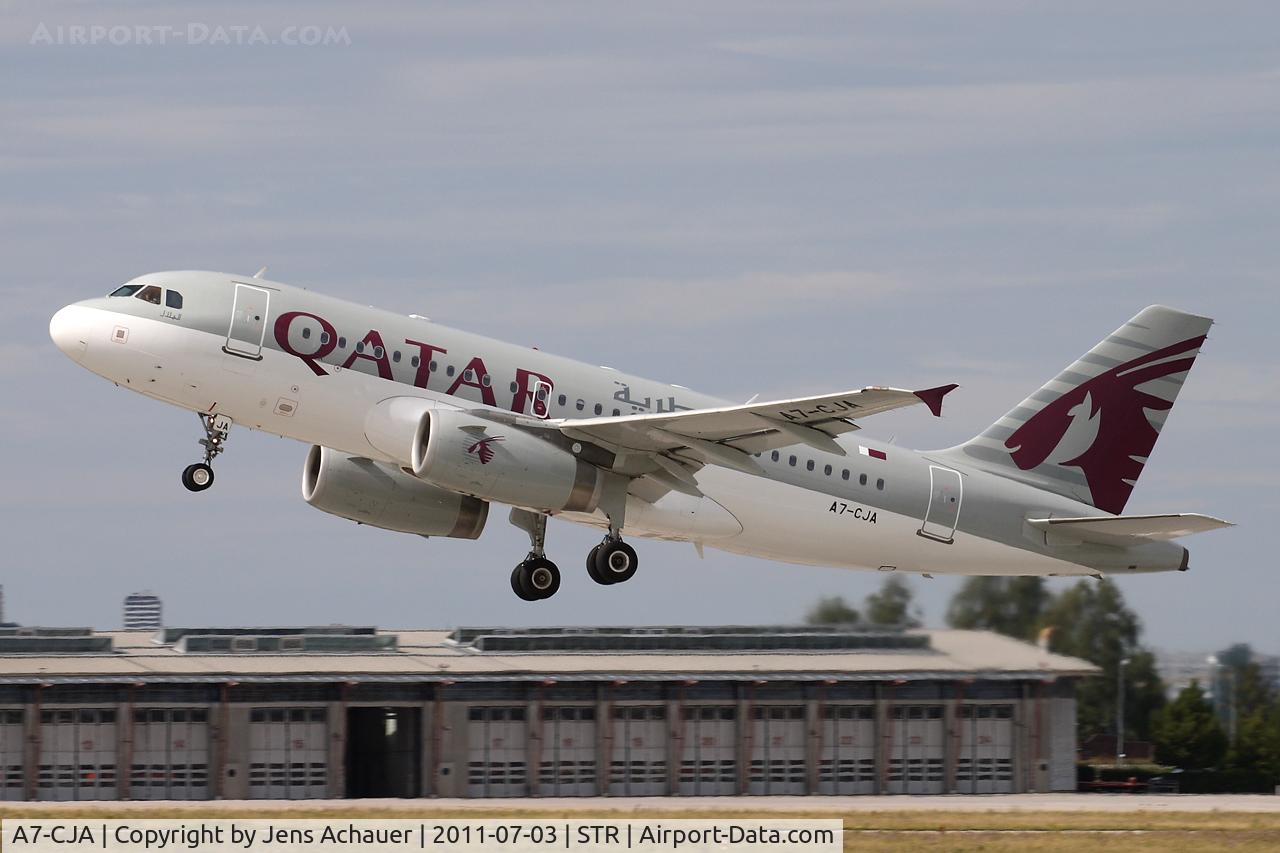 A7-CJA, Airbus A319-133LR C/N 1656, Take off on rwy 25 to DOH