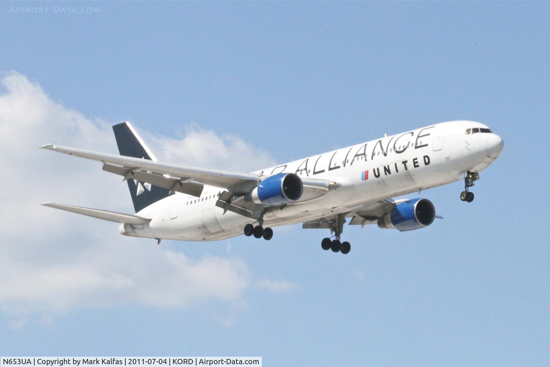 N653UA, 1992 Boeing 767-322 C/N 25391, United Airlines Boeing 767-322, UAL972 arriving from KSFO, RWY 14R approach KORD.