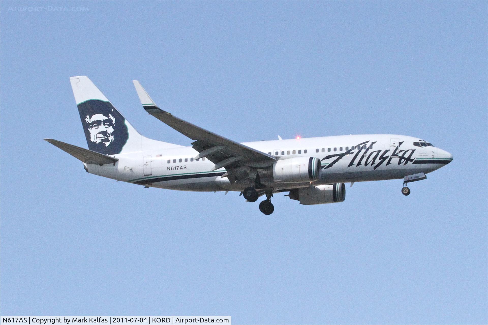 N617AS, 2000 Boeing 737-790 C/N 30542, Alaska Airlines Boeing 737-790, ASA686 arriving from KPDX, RWY 14 approach KORD.