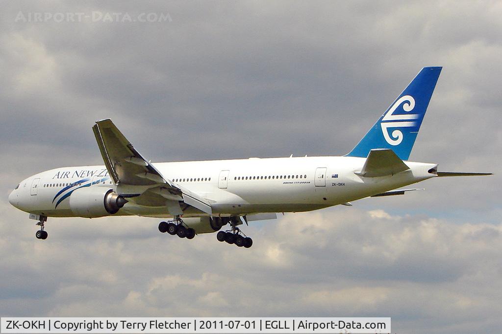 ZK-OKH, 2007 Boeing 777-219/ER C/N 34379, Boeing B 777-219 (ER), c/n: 34379 of Air New Zealand at Heathrow
