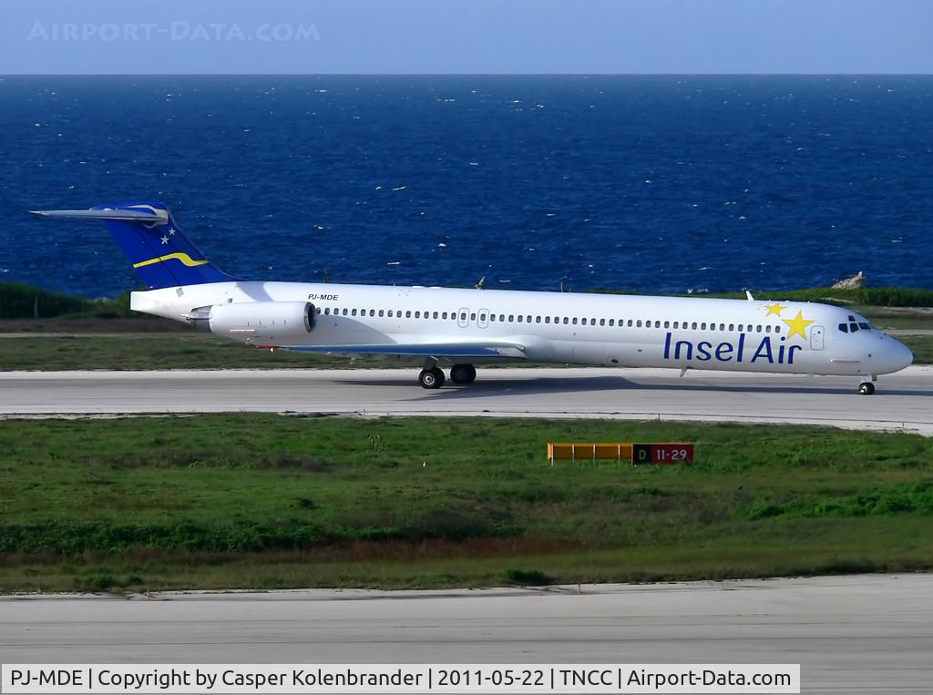 PJ-MDE, 1990 McDonnell Douglas MD-82 (DC-9-82) C/N 49971, Insel Air