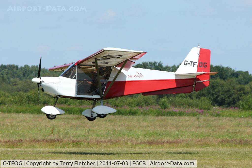 G-TFOG, 2006 Skyranger 912(2) C/N BMAA/HB/494, 2006 Skyranger 912(2), c/n: BMAA/HB/494 on 2011 Family Fun Day