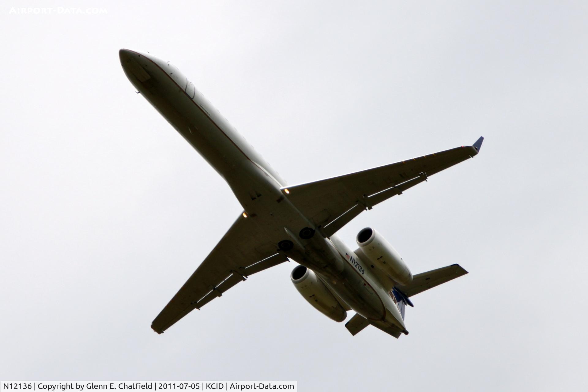 N12136, 2003 Embraer ERJ-145XR (EMB-145XR) C/N 145719, Departing runway 27