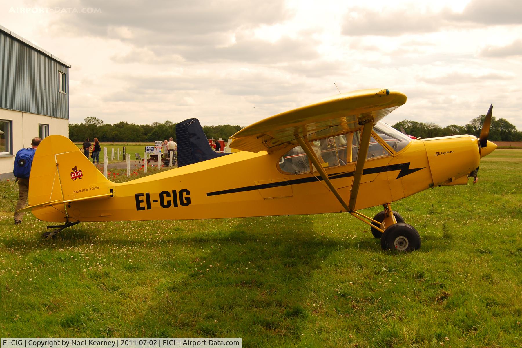 EI-CIG, 1960 Piper PA-18-150 Super Cub C/N 18-7360, Attending the Clonbullogue Fly-in July 2011