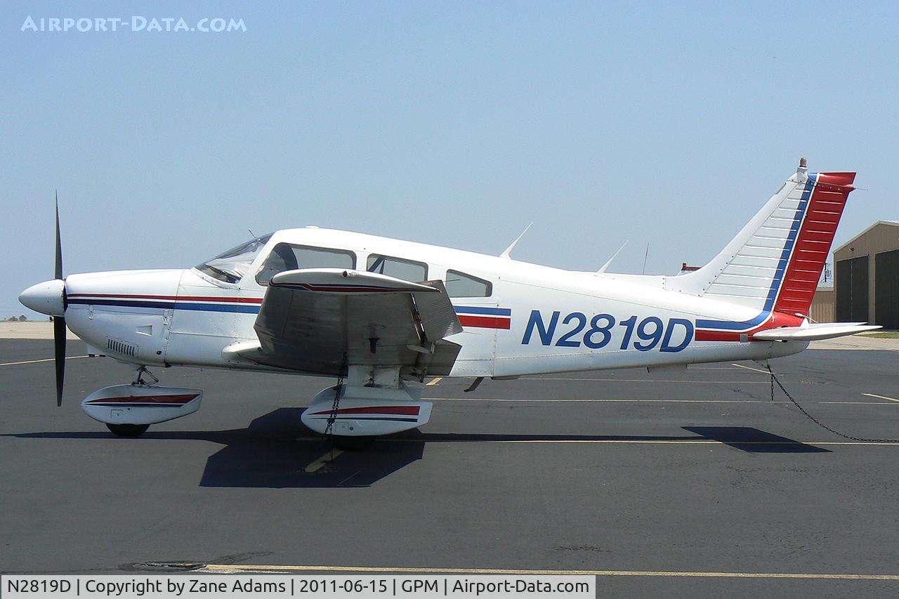 N2819D, 1979 Piper PA-28-181 C/N 28-7990469, At Grand Prairie Municipal