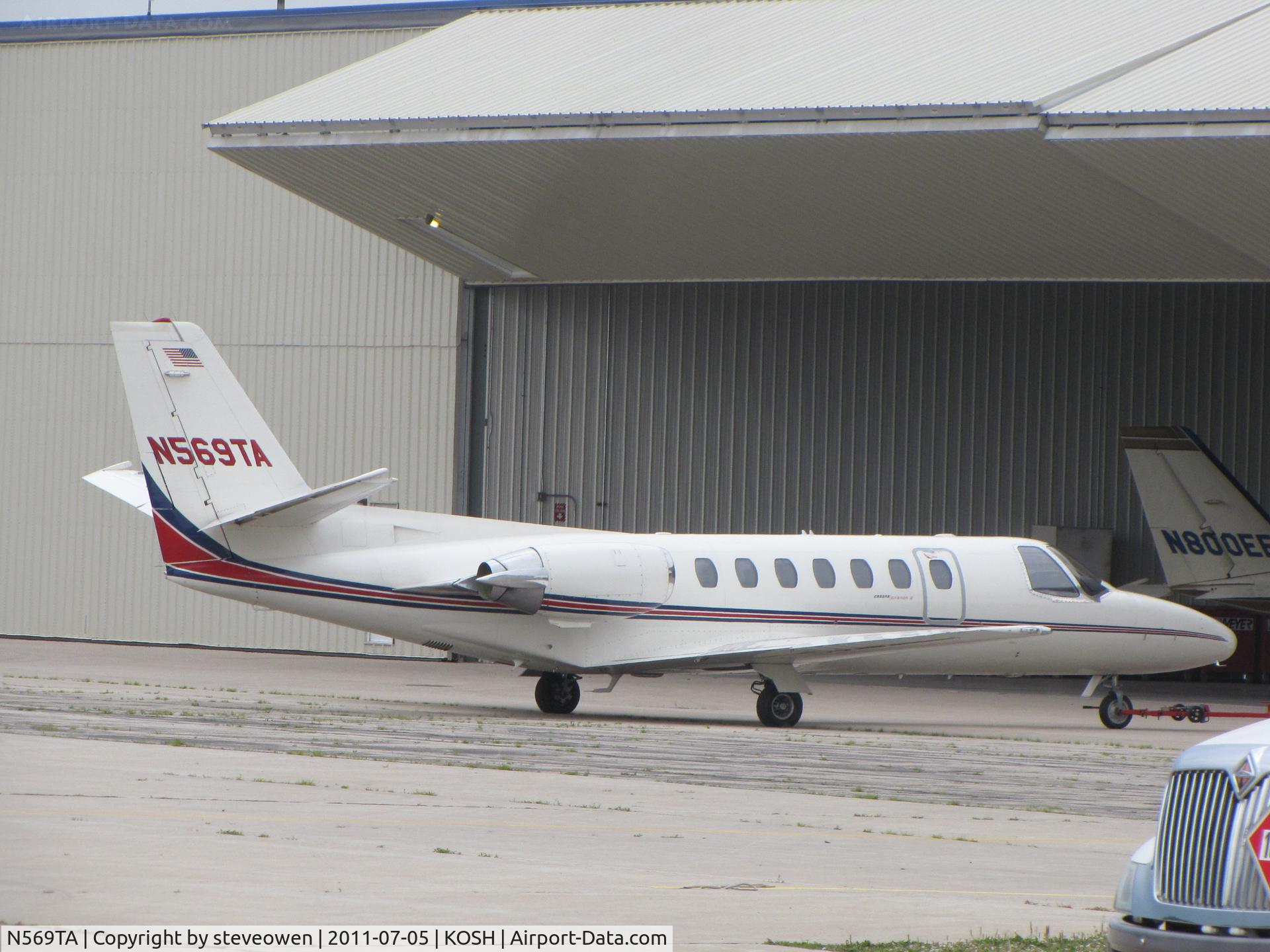 N569TA, 1989 Cessna 560 Citation V C/N 560-0006, At it's home base of Oshkosh