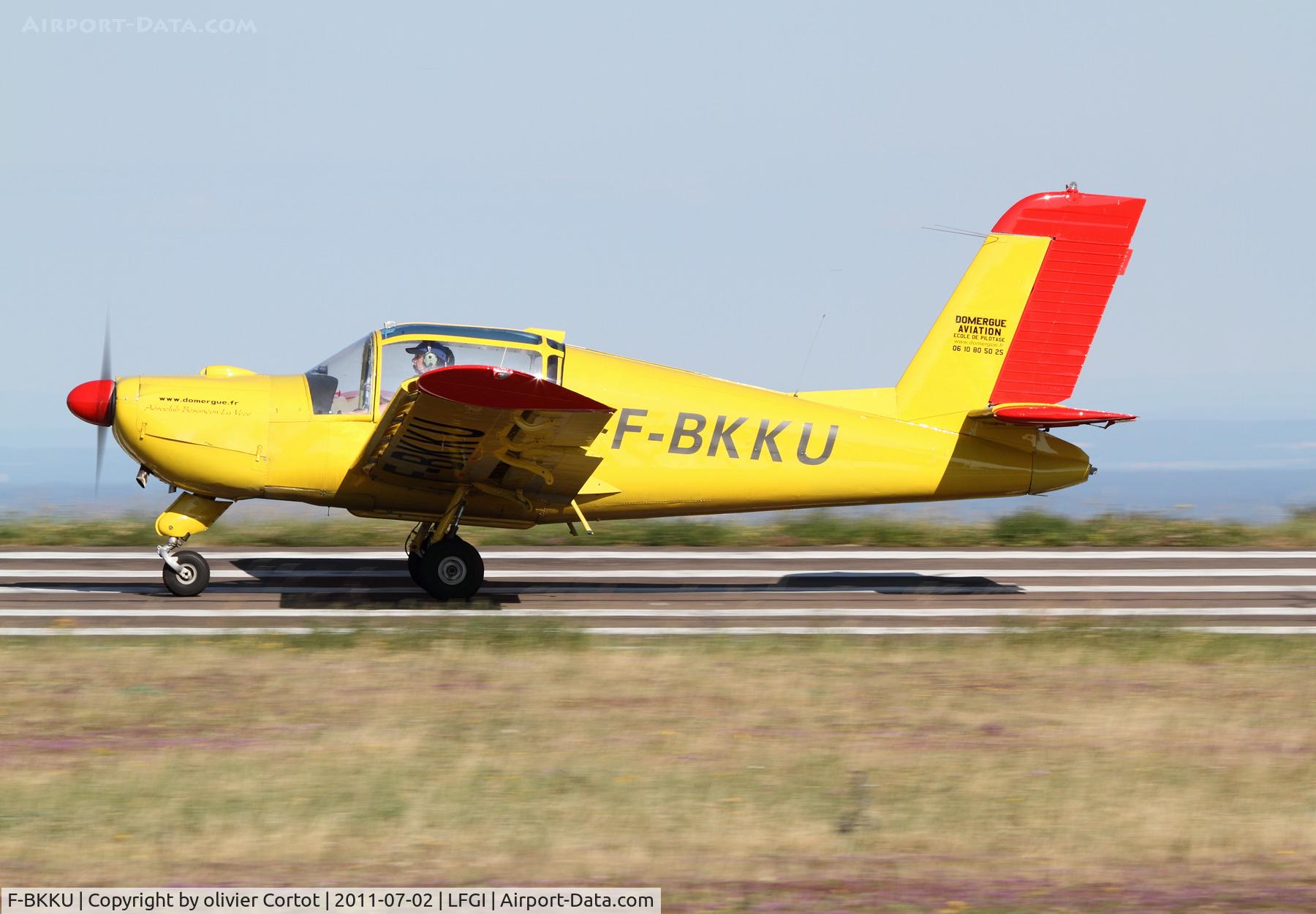 F-BKKU, Morane-Saulnier MS 886 C/N 319, A saturday at Darois...