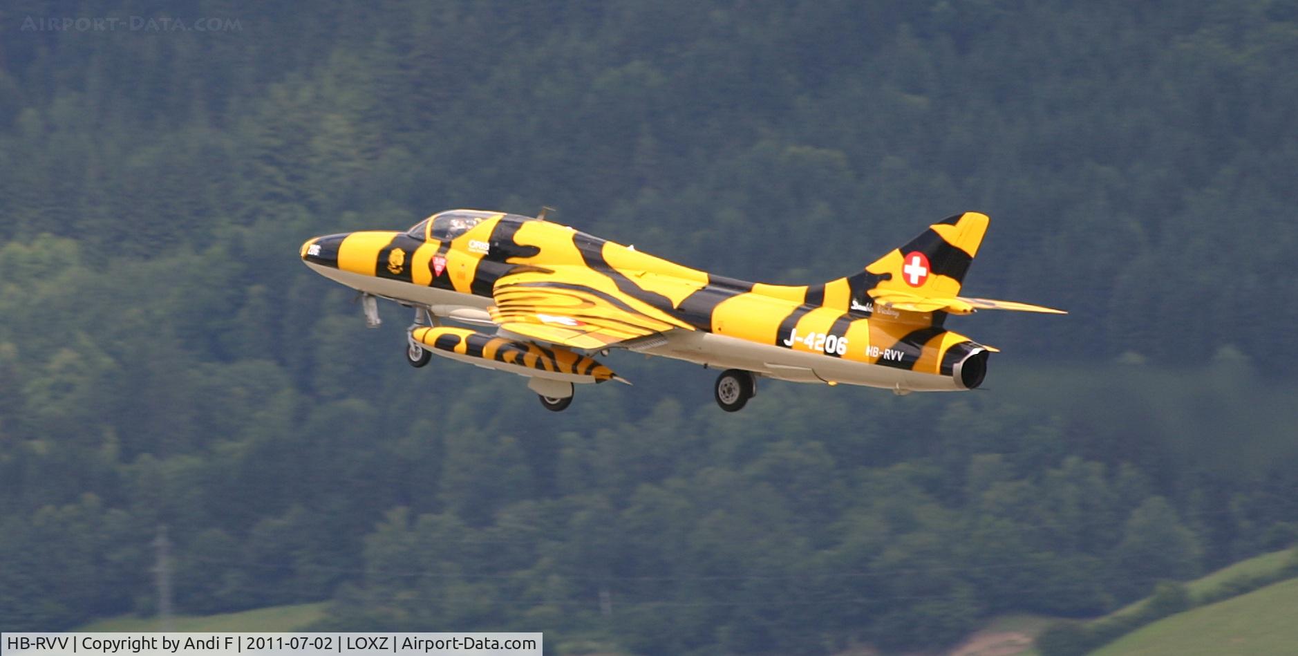 HB-RVV, 1968 Hawker Hunter T.68 C/N 41H-670841, Hunter at Airpower11