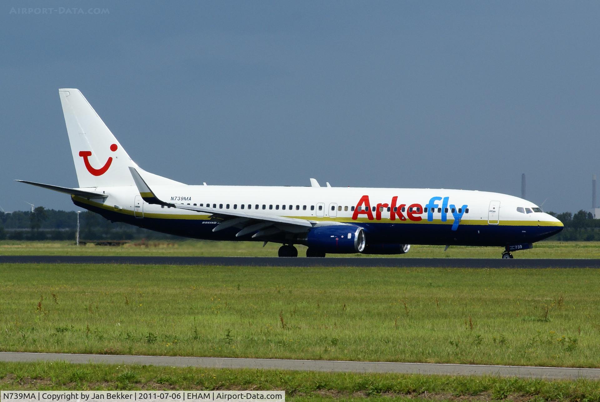 N739MA, 2004 Boeing 737-8Q8 C/N 30670, Polderbaan, Schiphol