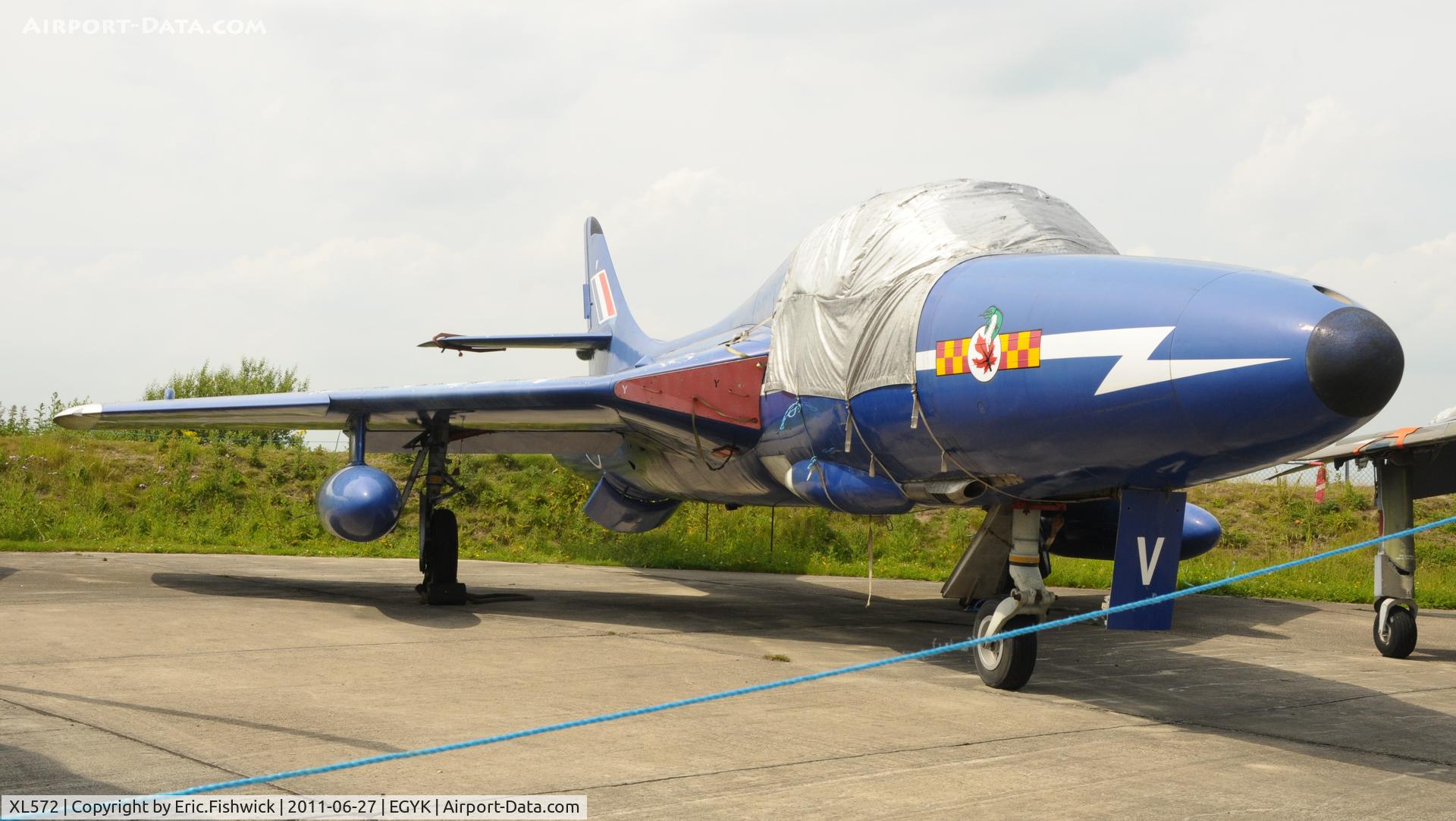 XL572, Hawker Hunter T.7 C/N HABL-003311, 