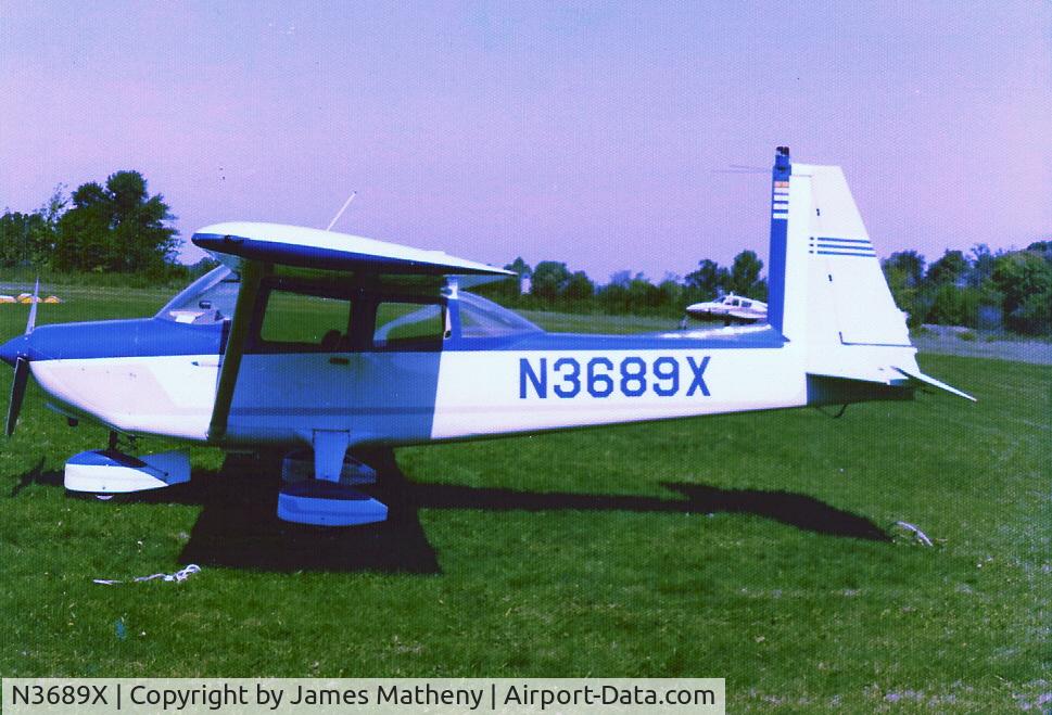 N3689X, 1969 Aero Commander 100 C/N 329, I used to own N3689X in Michigan and brought it out to California.  I sold it in 1977 or 1978.

Photo taken at Almont Field or Berz-Macomb in Warren, Michigan