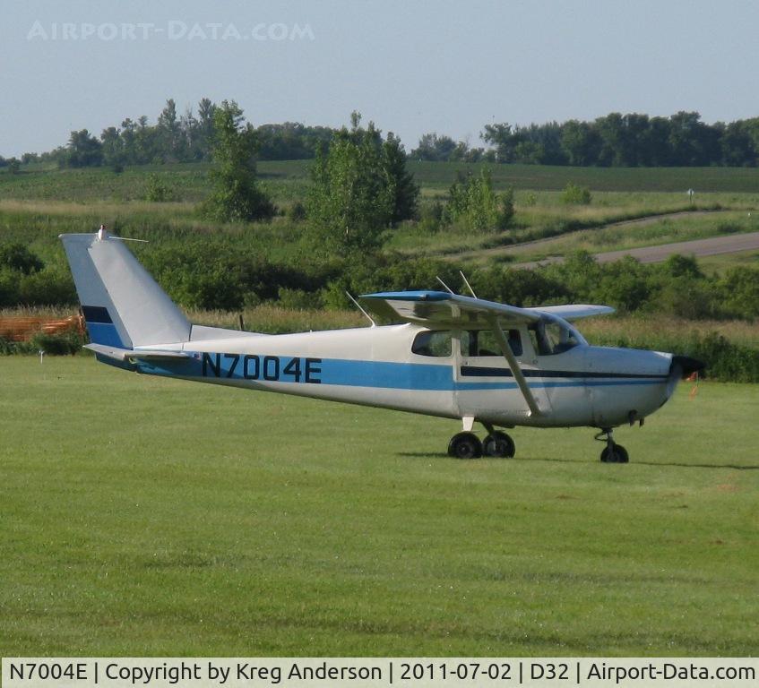 N7004E, 1960 Cessna 175A Skylark C/N 56504, Starbuck Fly-in 2011