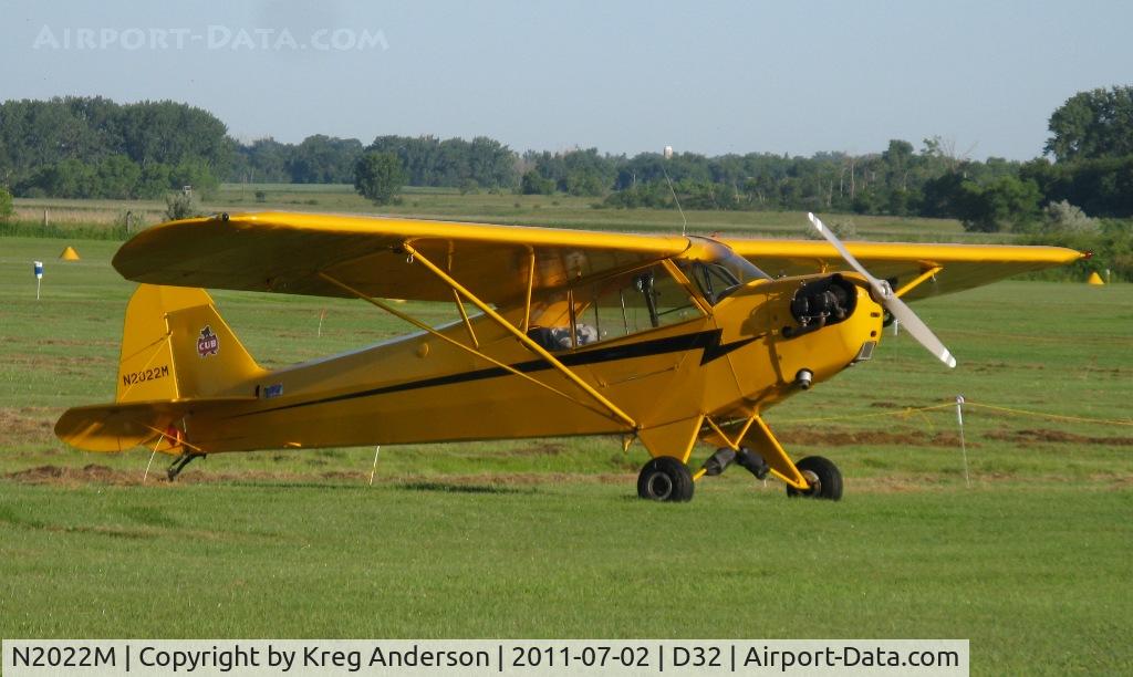 N2022M, 1946 Piper J3C-65 Cub Cub C/N 20787, Starbuck Fly-in 2011