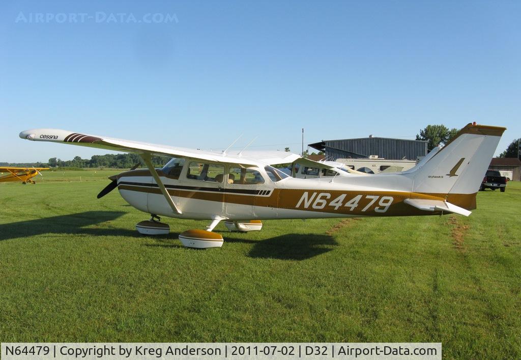 N64479, 1975 Cessna 172M C/N 17265259, Starbuck Fly-in 2011