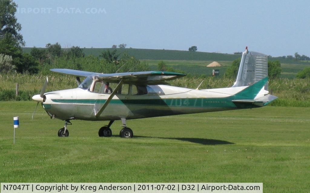 N7047T, 1959 Cessna 172 C/N 46647, Starbuck Fly-in 2011