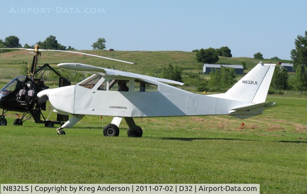 N832LS, Bede BD-4 C/N 83-2, Starbuck Fly-in 2011