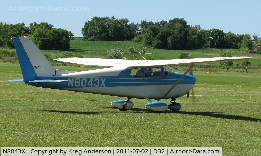 N8043X, 1961 Cessna 172B C/N 17248543, Starbuck Fly-in 2011