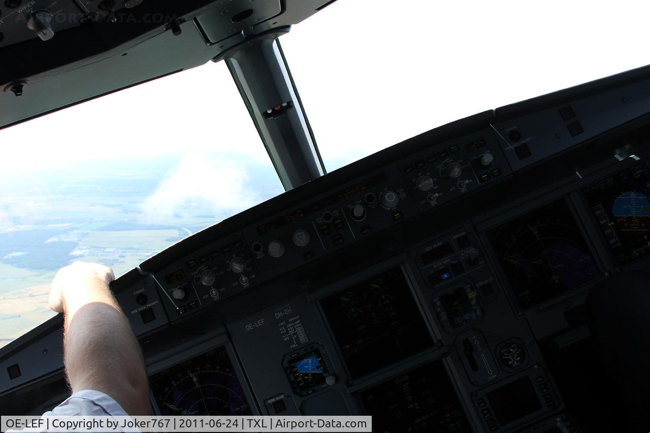 OE-LEF, 2010 Airbus A320-214 C/N 4368, NIKI