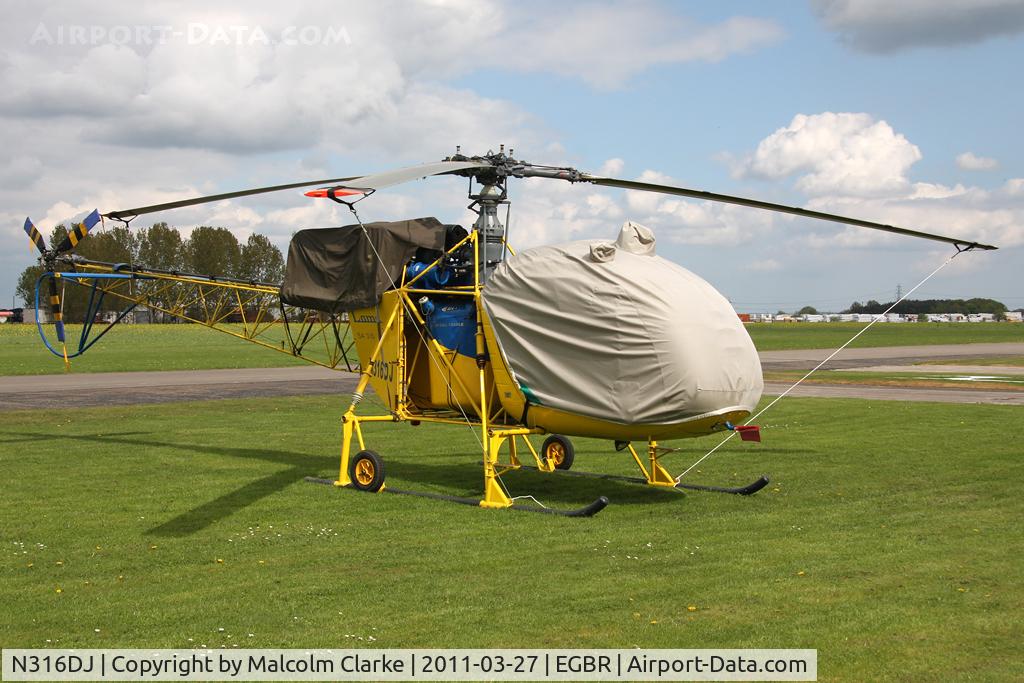 N316DJ, Aerospatiale SA-315B Lama C/N 2505, Aerospatiale SA315B at Breighton Airfield in April 2011.