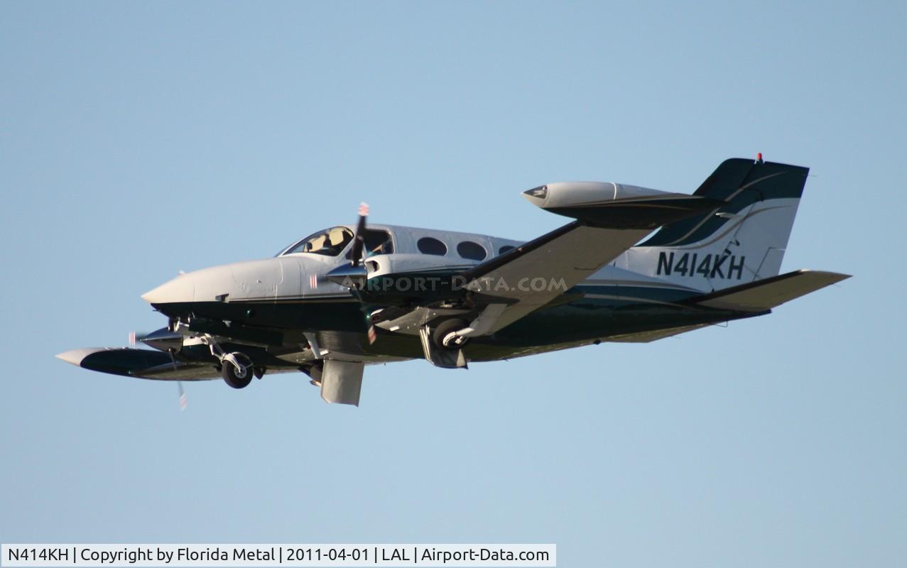 N414KH, 1977 Cessna 414 Chancellor C/N 414-0915, Cessna 414